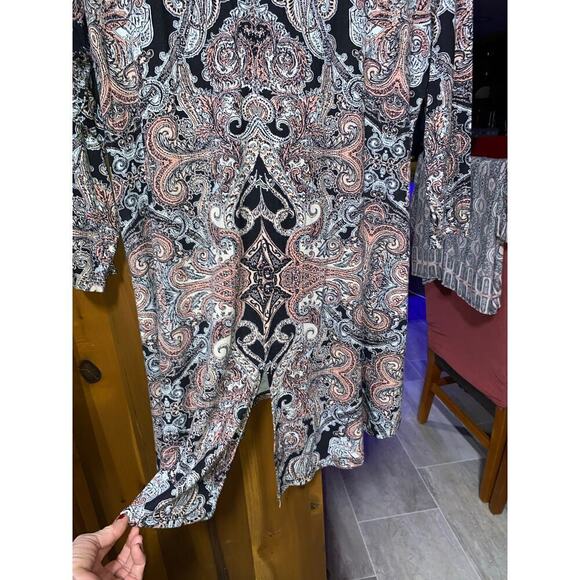 Rose + Olive Tunic Top slit in back very soft size 1X - Picture 3 of 6